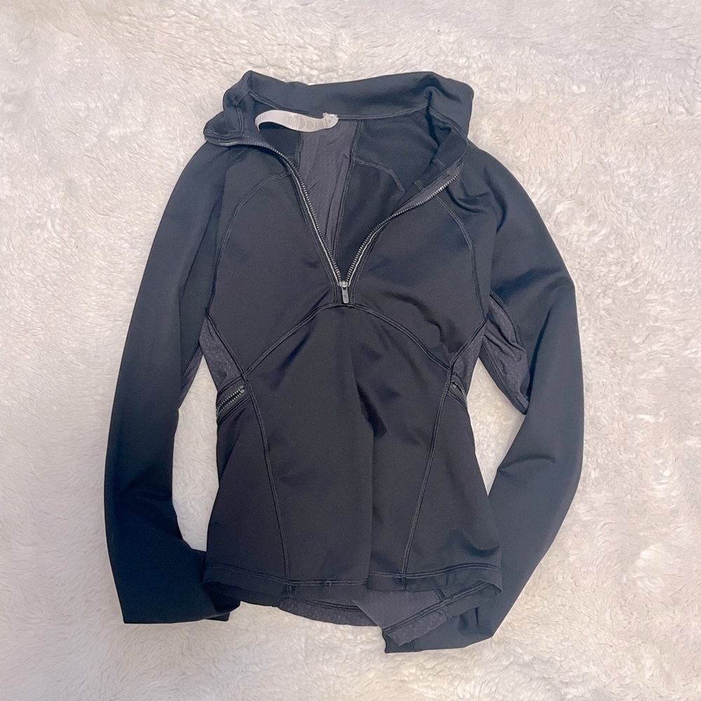 Lululemon athletica workout quarter zip!